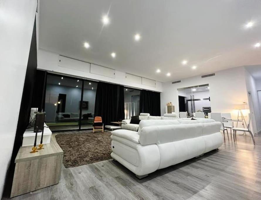 Вилла Luxury House Del Delta Дельтебре Экстерьер фото